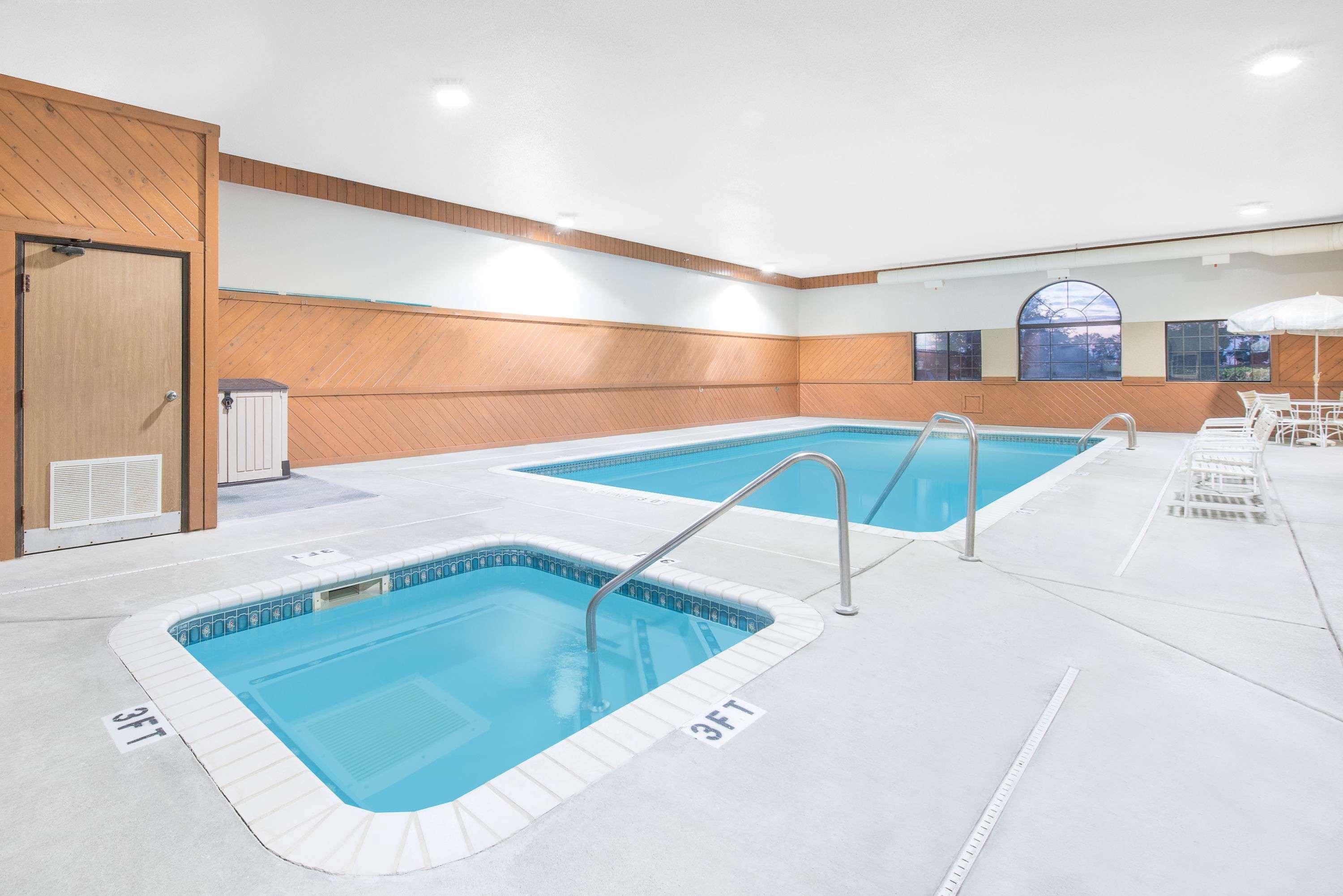 Wrangler Hotel Morris Екстер'єр фото
